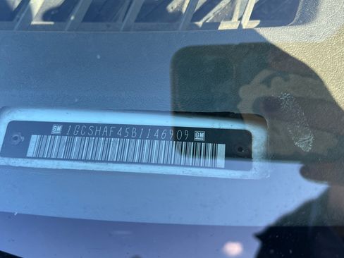 Used 2011 Chevrolet Express 1500 AWD w/ Power Package image 19