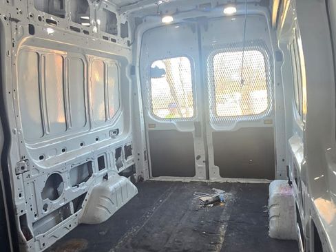 Used 2020 Ford Transit 250 148 High Roof image 4