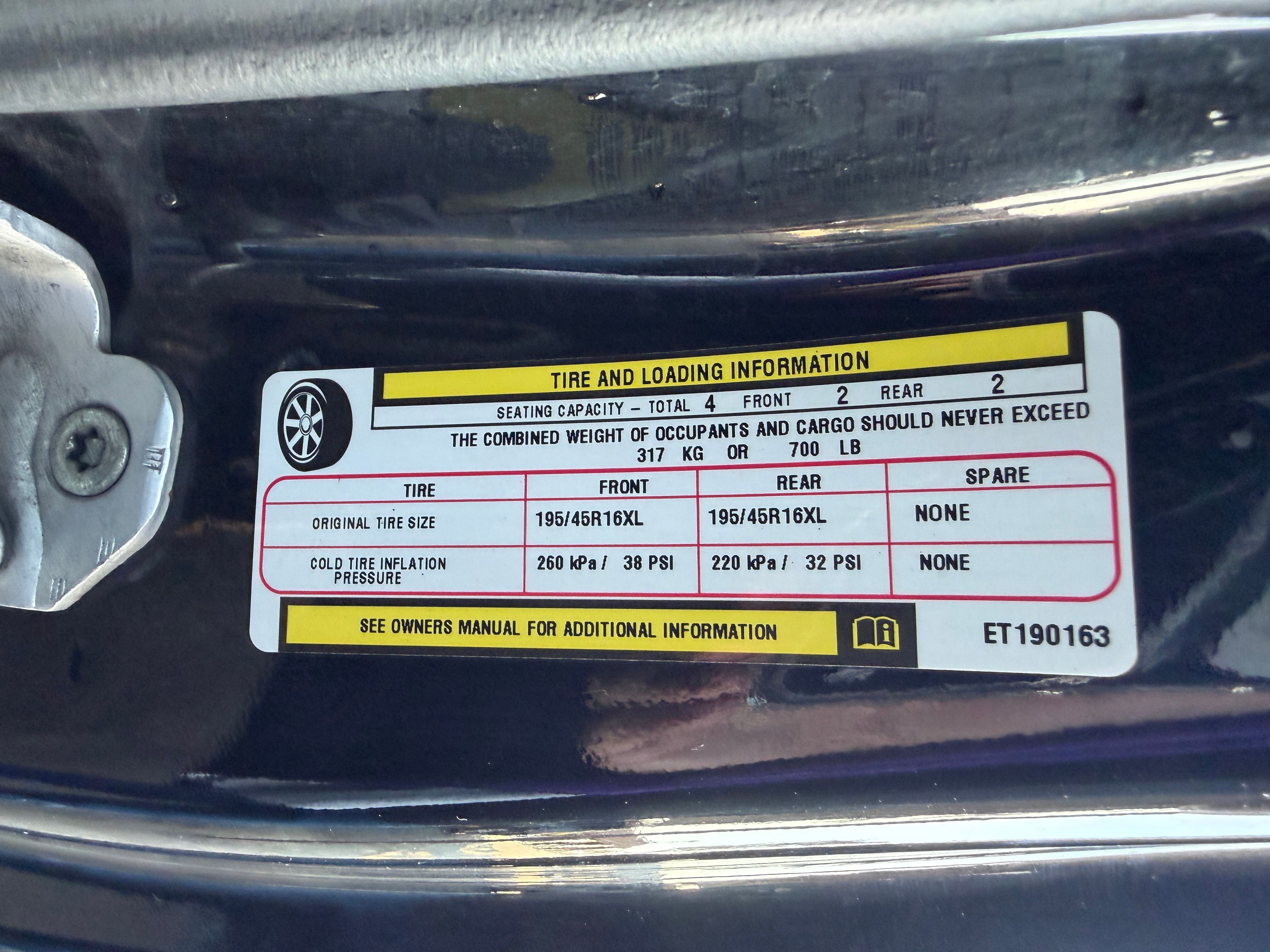 Used 2014 FIAT 500 GQ Edition w/ Comfort/Convenience Group FWD image 17