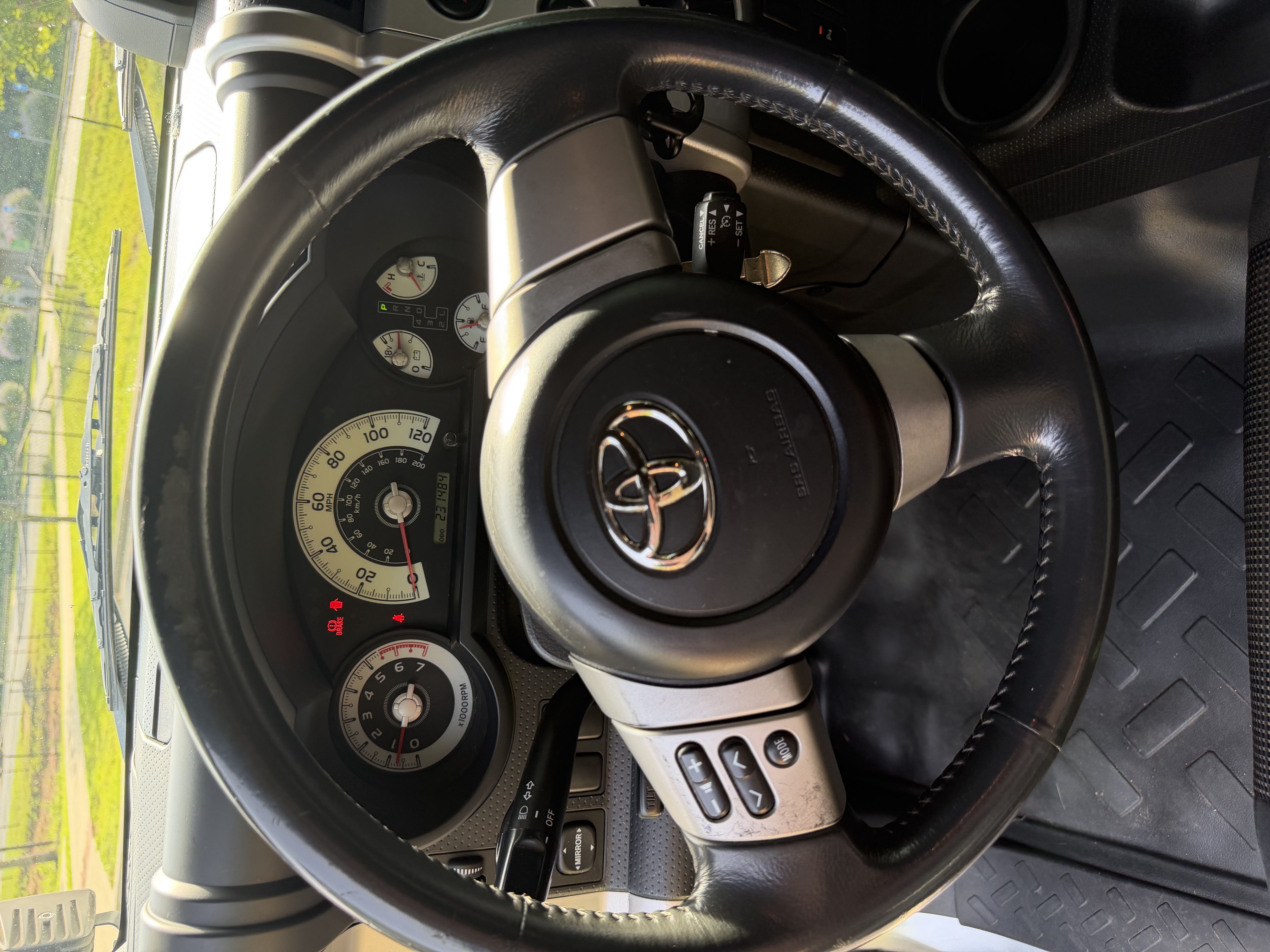 Used 2007 Toyota FJ Cruiser 2WD image 12