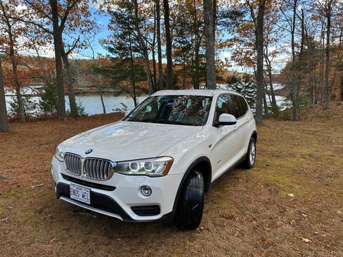 Used 2016 BMW X3 xDrive28i image 2