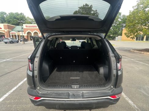 Used 2022 Hyundai Tucson SEL w/ Convenience Package FWD image 12