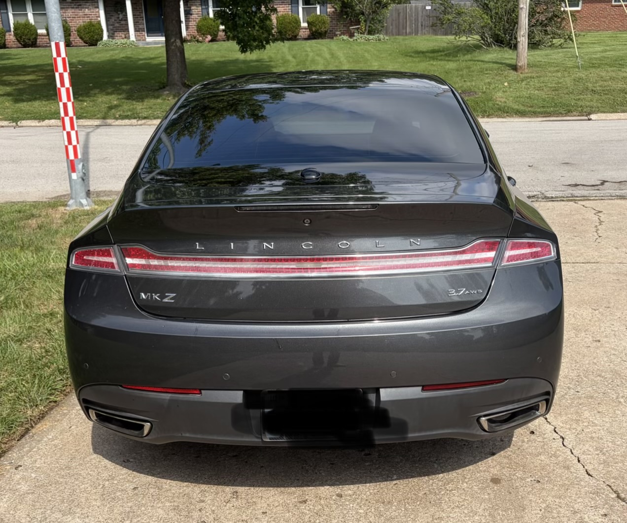 Used 2015 Lincoln MKZ AWD w/ Equipment Group 101A Select image 2