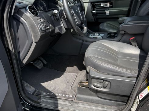Used 2015 Land Rover LR4 HSE image 11