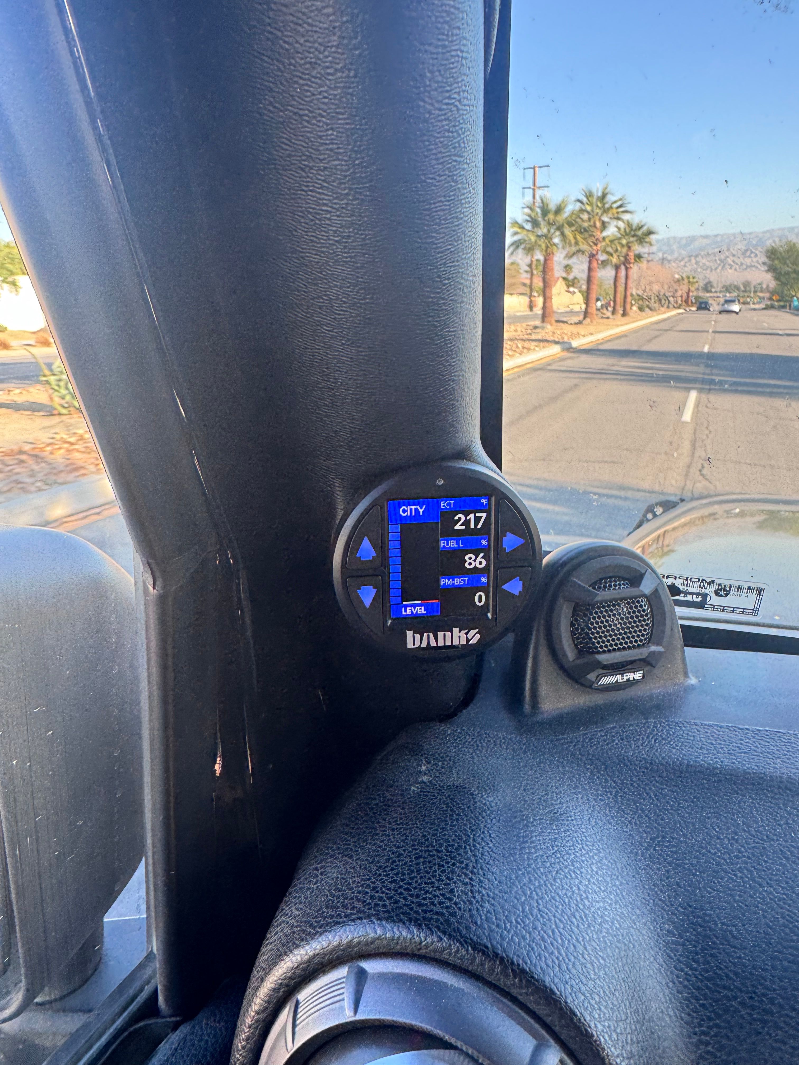 Used 2012 Jeep Wrangler Unlimited Sport AWD/4WD image 18