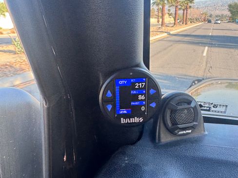 Used 2012 Jeep Wrangler Unlimited Sport AWD/4WD image 18