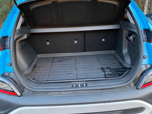 Used 2022 Hyundai Kona SEL w/ Cargo Package image 10