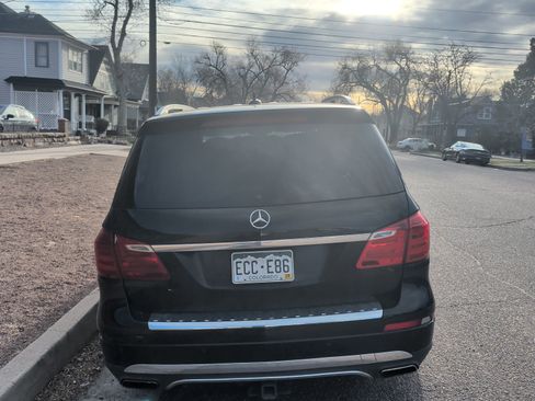 Used 2013 Mercedes-Benz GL 450 4MATIC w/ Premium 1 Pkg image 4