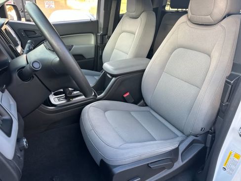 Used 2021 Chevrolet Colorado W/T RWD image 17