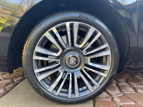 Used 2021 Rolls-Royce Ghost image 28