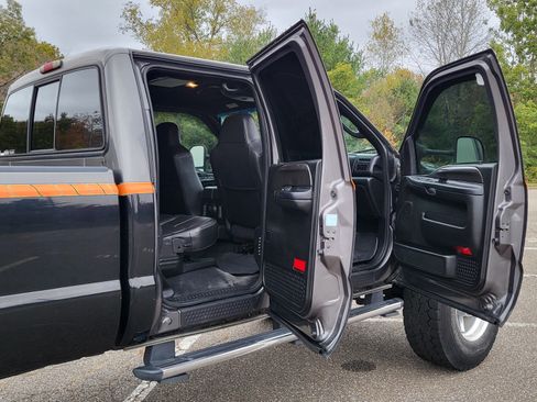 Used 2003 Ford F350 Lariat image 14