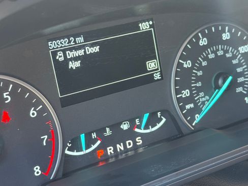 Used 2020 Ford EcoSport SE w/ SE Convenience Package image 5