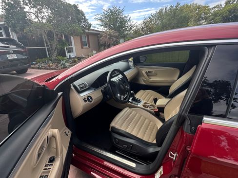 Used 2015 Volkswagen CC Sport image 2