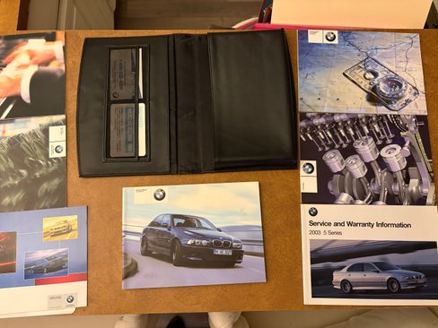 Used 2003 BMW M5 RWD image 29
