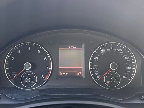 Used 2012 Volkswagen Eos Lux image 11