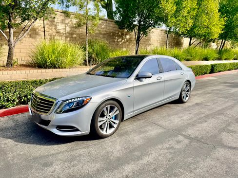 Used 2017 Mercedes-Benz S 550e image 16