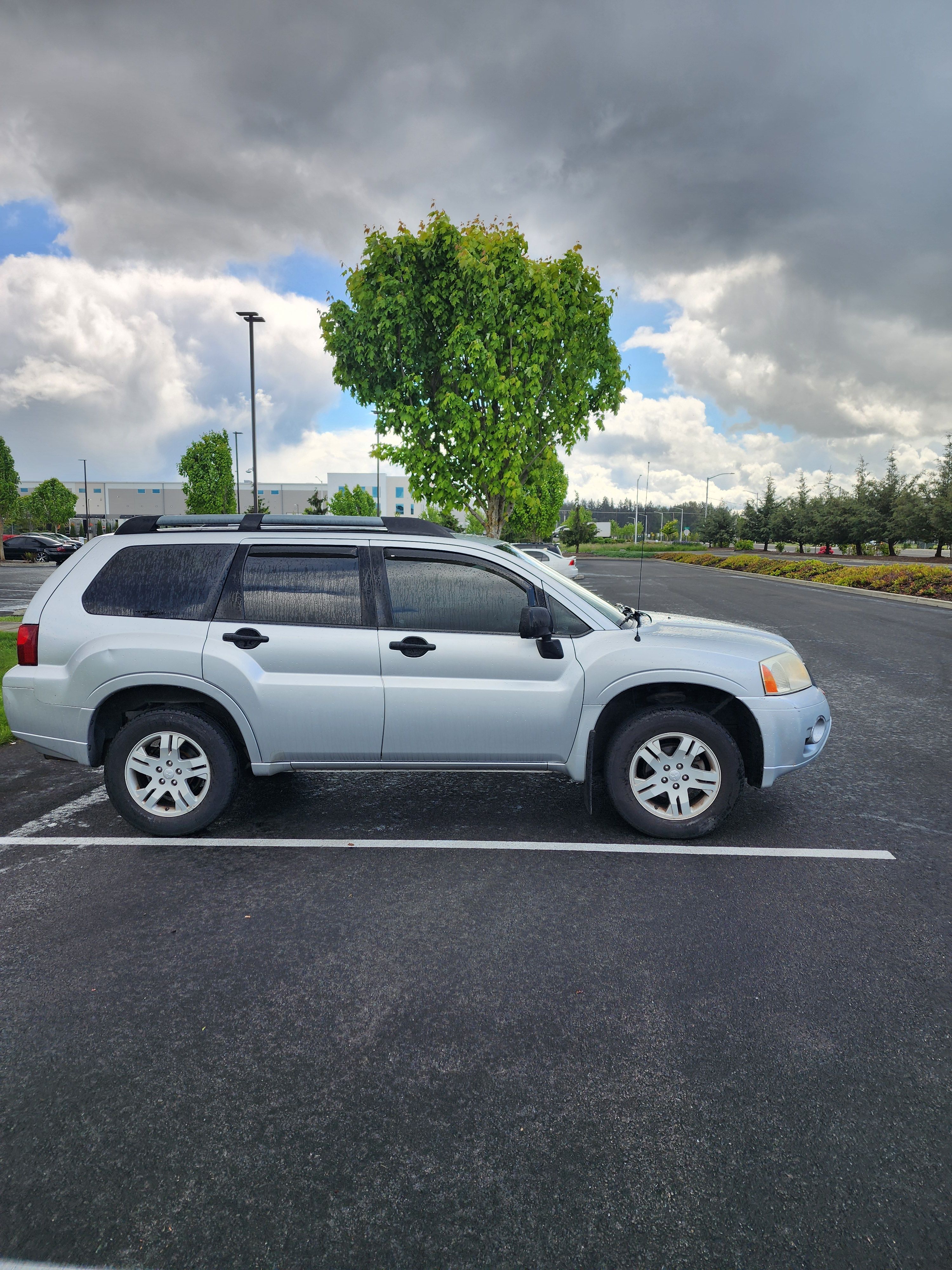 Used 2007 Mitsubishi Endeavor LS AWD/4WD image 15