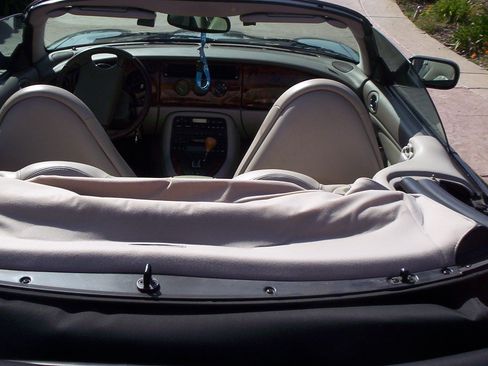 Used 2000 Jaguar XK8 Convertible image 8
