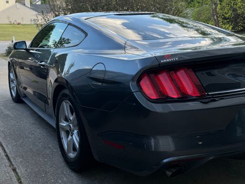Used 2017 Ford Mustang Coupe w/ Enhanced Security Package image 8