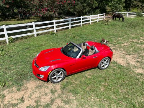 Used 2008 Saturn Sky w/ Premium Trim Package image 4