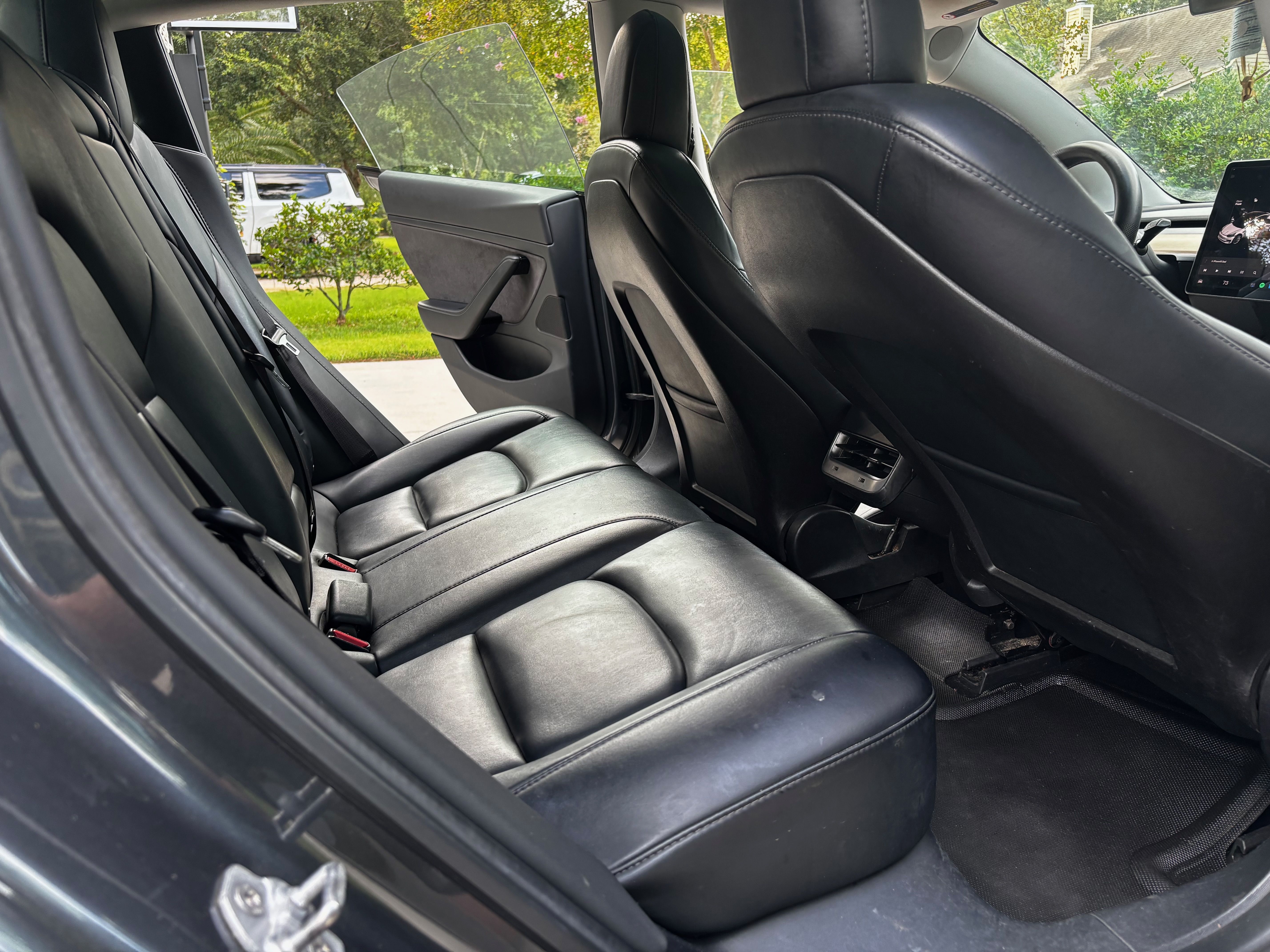 Used 2019 Tesla Model 3 Standard Range Plus RWD image 5