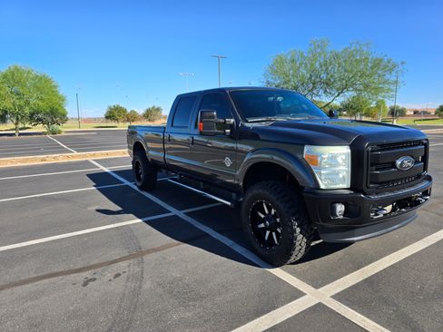 Used 2016 Ford F350 Lariat w/ Lariat Ultimate Package image 5
