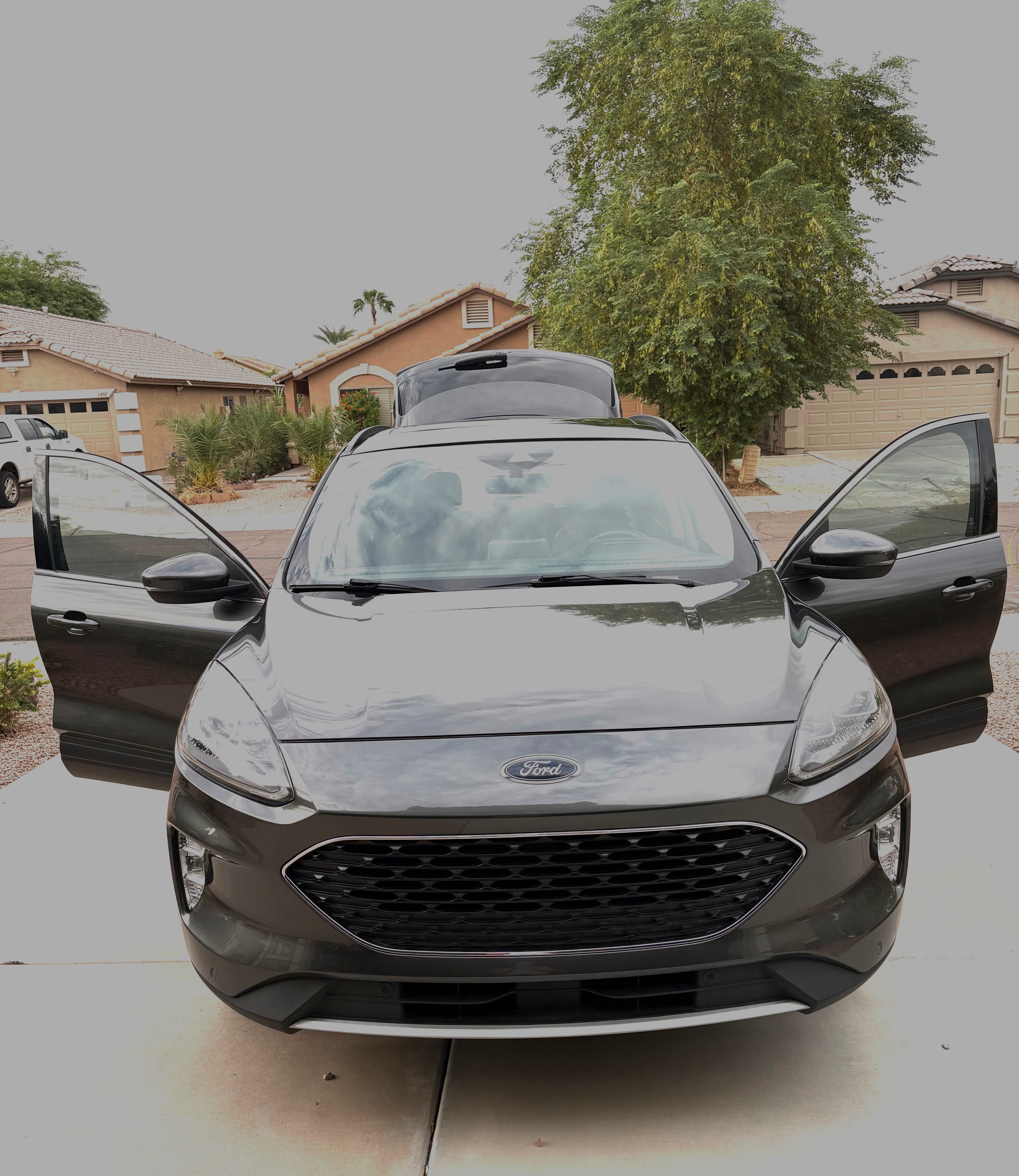 Used 2020 Ford Escape Titanium AWD/4WD image 1