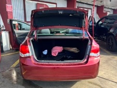 Used 2016 Chevrolet Cruze LT image 16