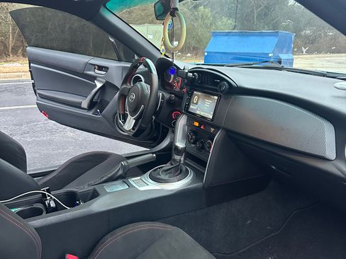 Used 2016 Scion FR-S image 17