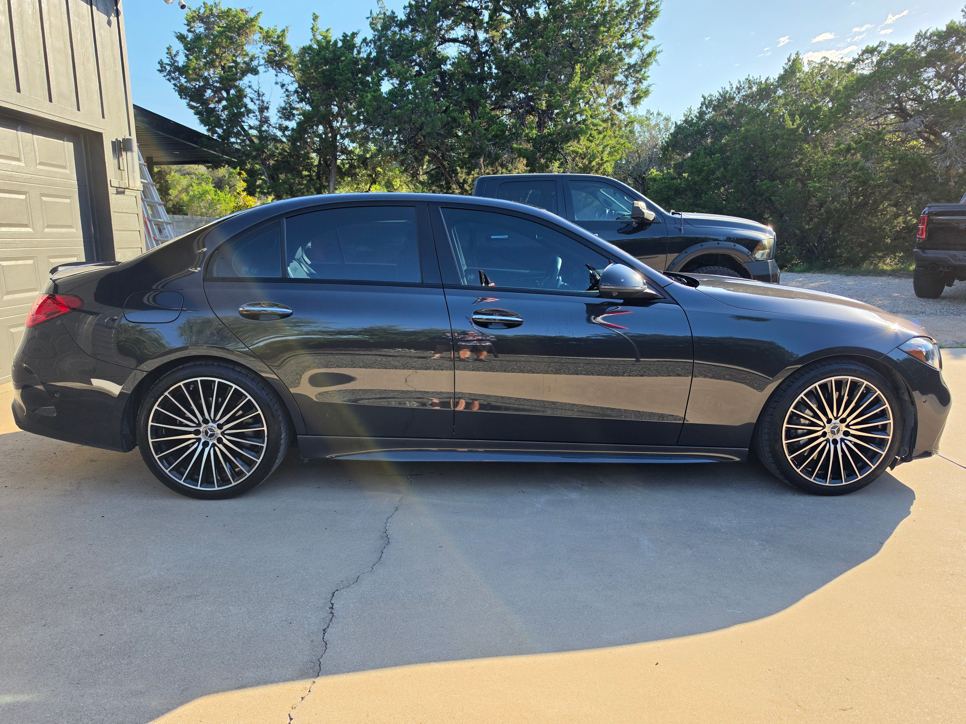 Used 2024 Mercedes-Benz C 300 Sedan image 9