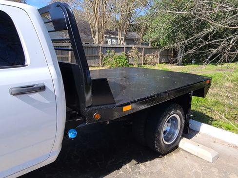 Used 2019 RAM 3500 Tradesman w/ Chrome Appearance Group image 8