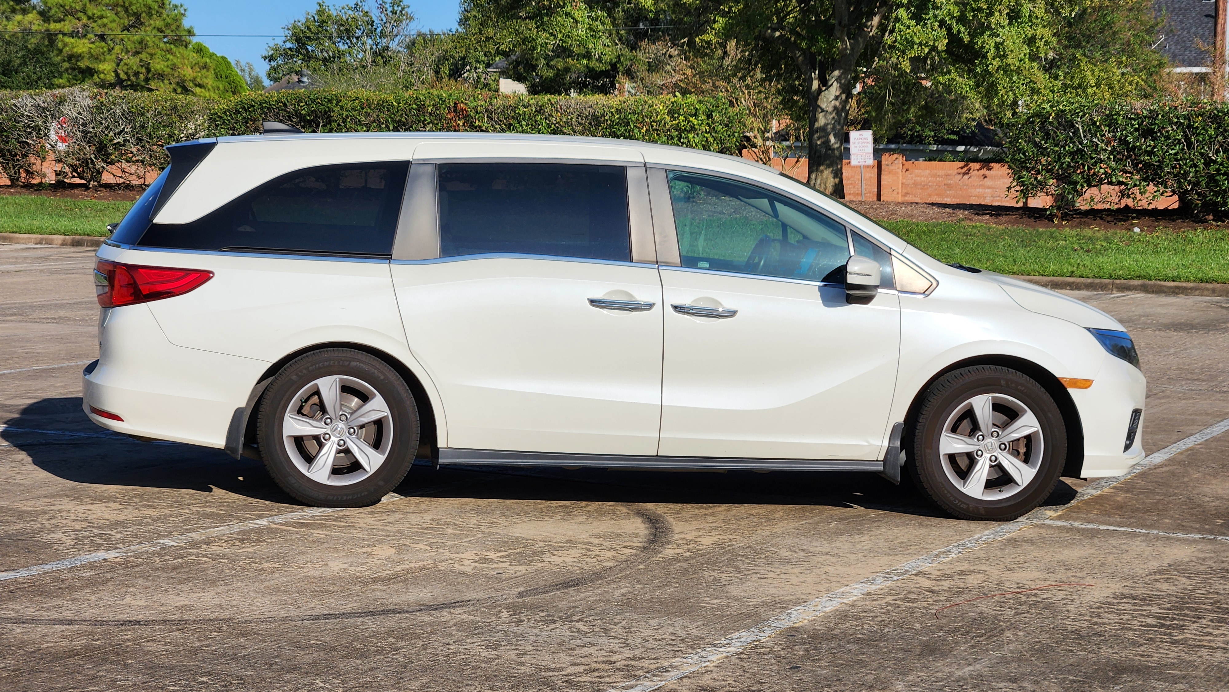 Used 2019 Honda Odyssey EX-L image 5