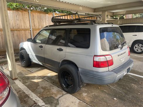 Used 2002 Subaru Forester L image 5