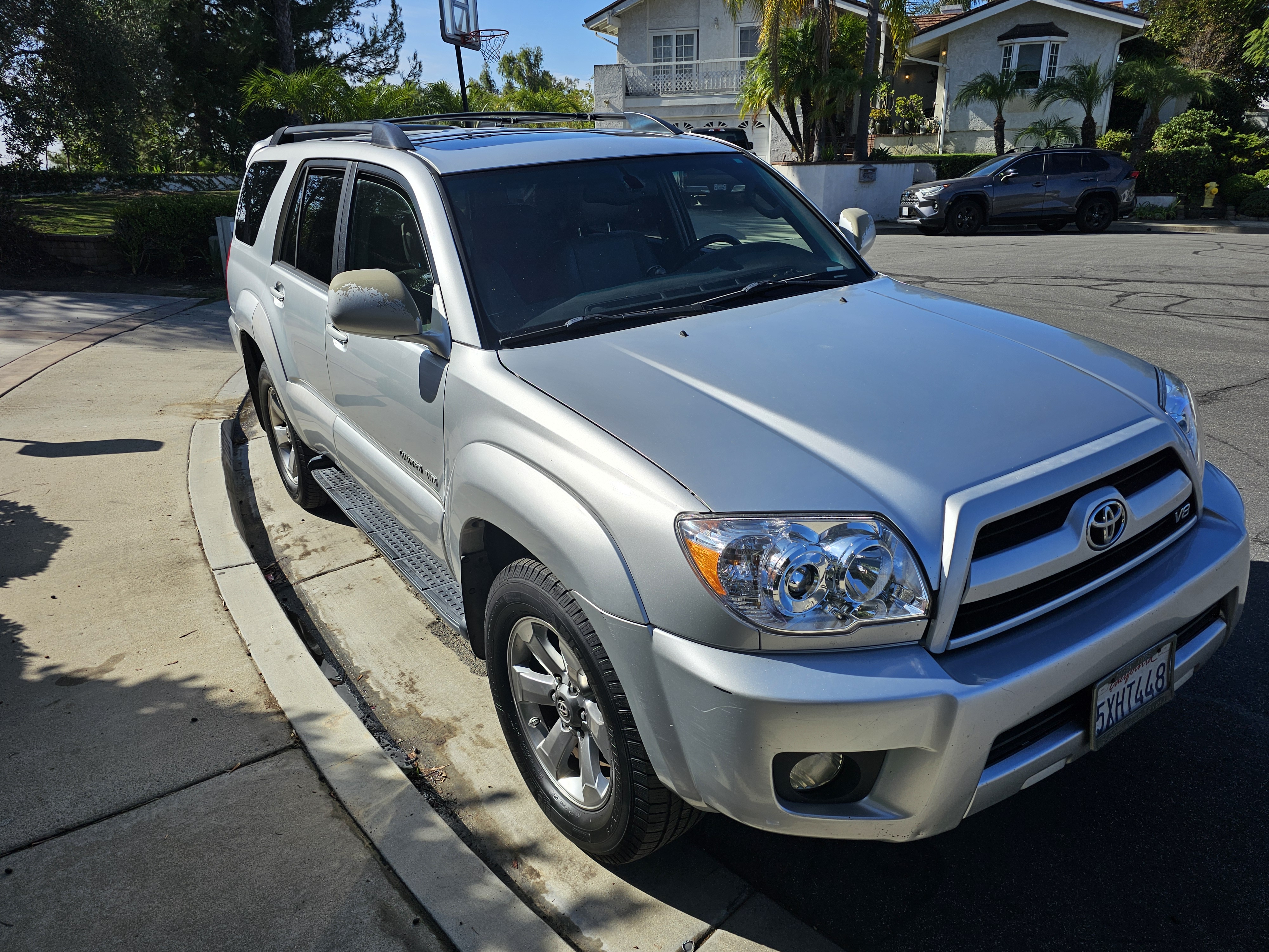 Used 2006 Toyota 4Runner Limited w/ Preferred Accessory Pkg AWD/4WD image 8