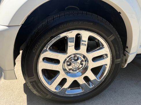 Used 2008 Dodge Nitro R/T image 20