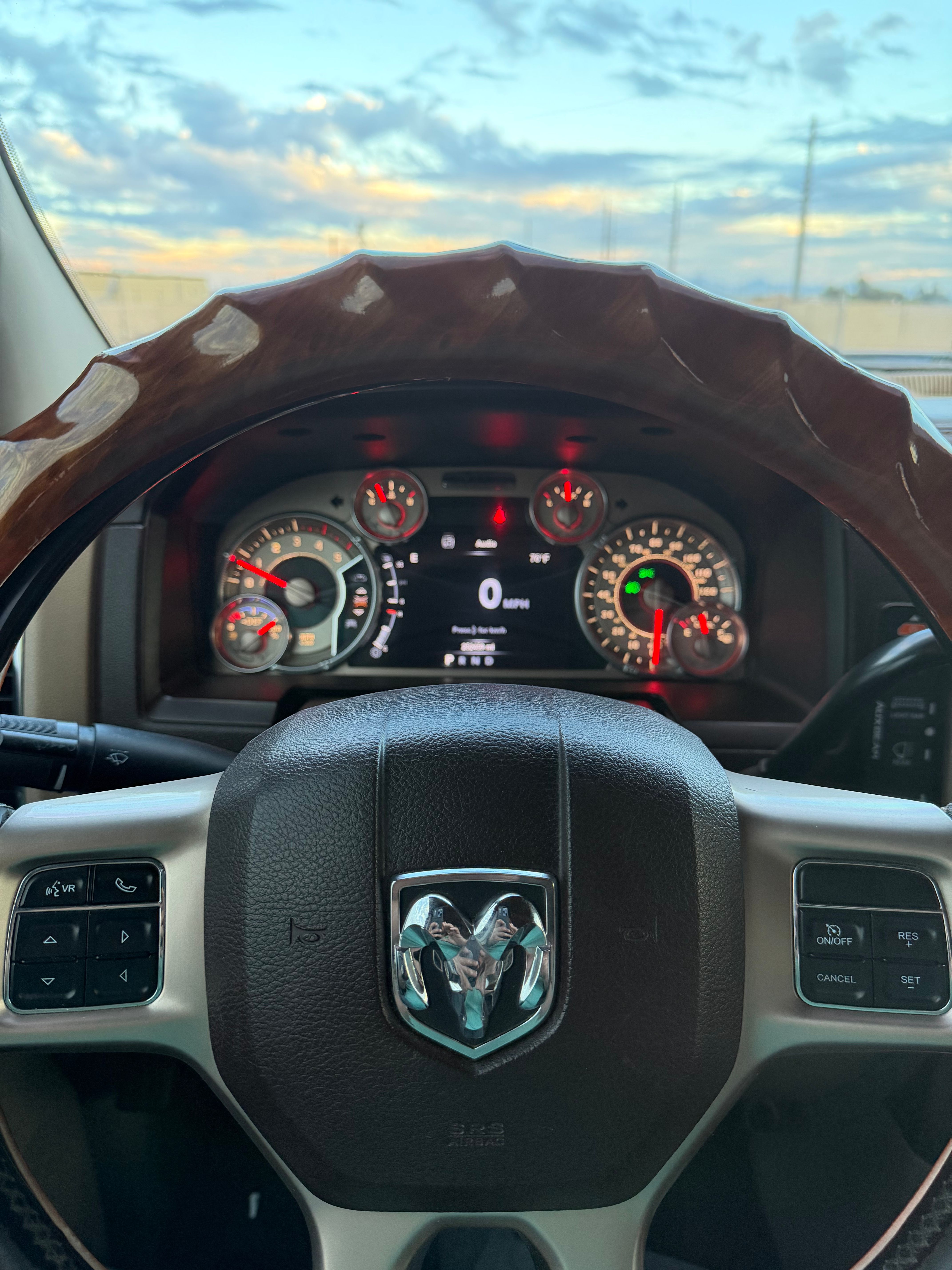 Used 2015 RAM 3500 Laramie Longhorn w/ Convenience Group AWD/4WD image 11