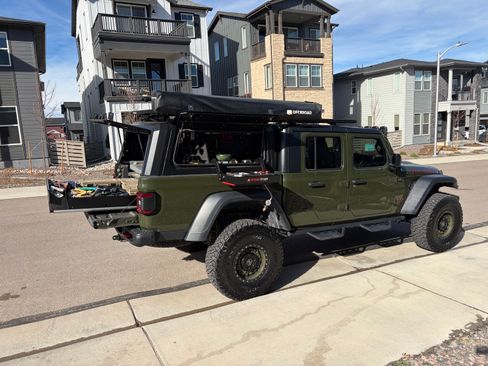 Used 2022 Jeep Gladiator Rubicon w/ LED Lighting Group image 4