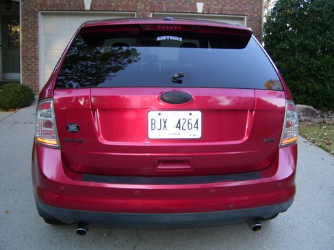 Used 2010 Ford Edge SEL image 6