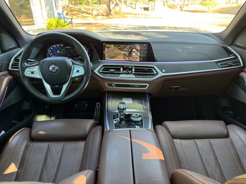 Used 2022 BMW ALPINA XB7 image 21