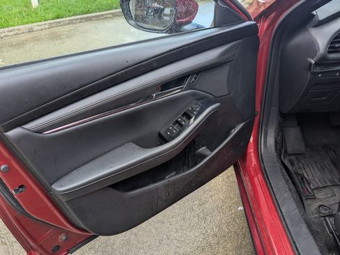 Used 2019 MAZDA MAZDA3 AWD Hatchback image 13