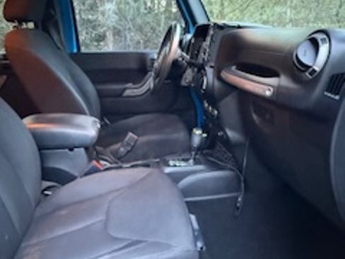 Used 2015 Jeep Wrangler Unlimited Sport w/ Quick Order Package 24S image 6