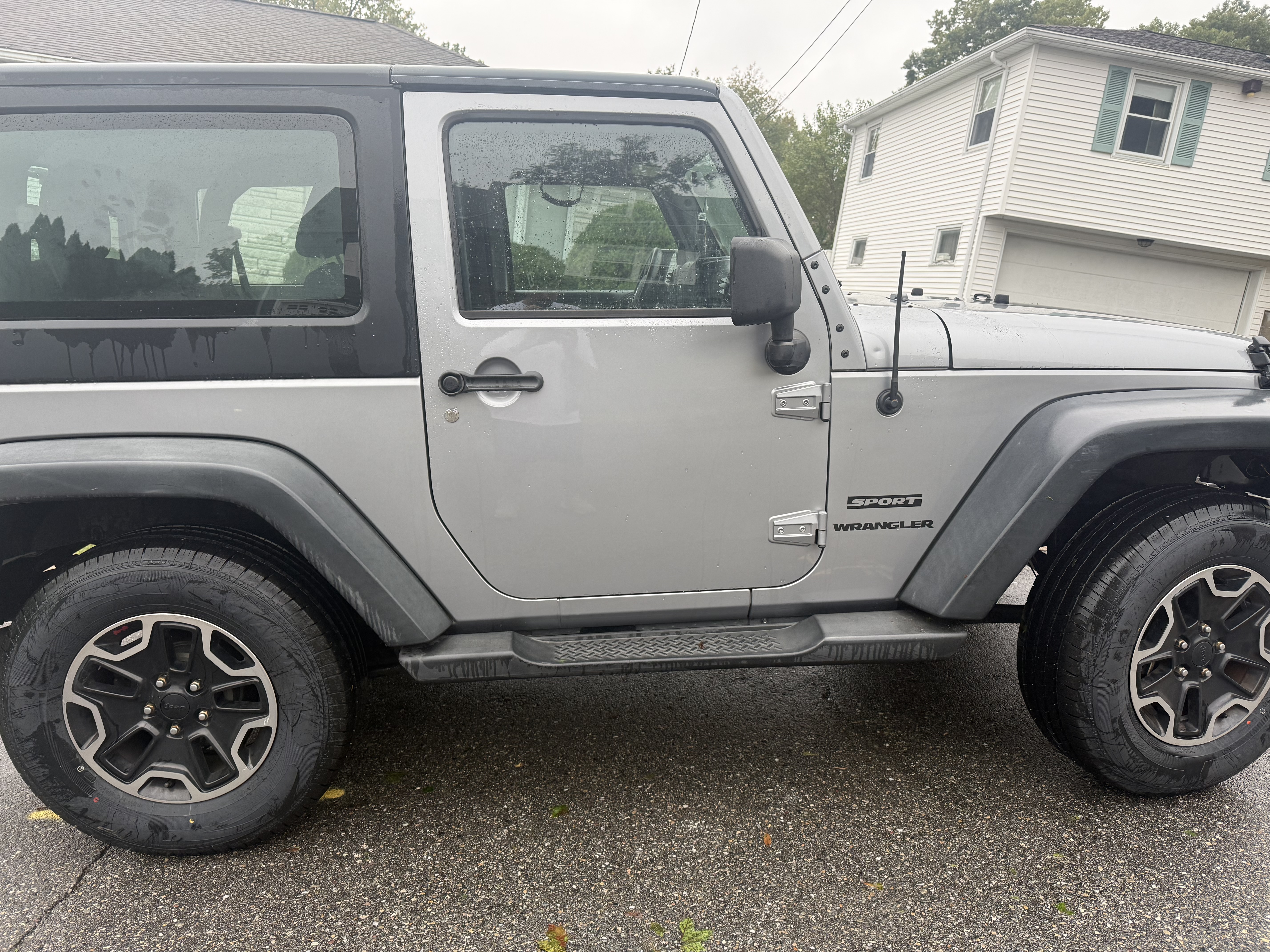 Used 2013 Jeep Wrangler Sport AWD/4WD image 4