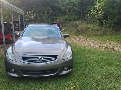 Used 2011 INFINITI G37 Journey w/ Premium Pkg