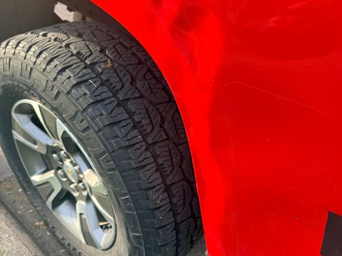 Used 2017 Chevrolet Colorado Z71 AWD/4WD image 10