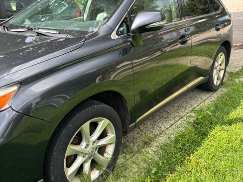 Used 2011 Lexus RX 350 2WD w/ Premium Pkg image 2