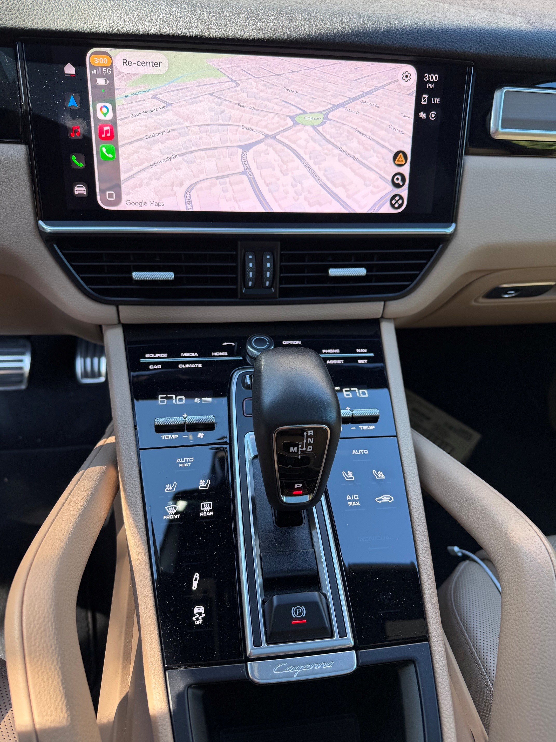 Used 2022 Porsche Cayenne S Platinum AWD/4WD image 12