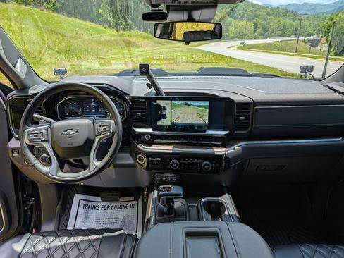 Used 2022 Chevrolet Silverado 1500 LT Trail Boss w/ LT Trail Boss Premium Package image 21