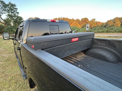 Used 2022 Ford F250 Lariat w/ Black Appearance Package AWD/4WD image 9