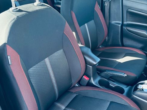 Used 2024 Nissan Versa SR w/ Trunk Package image 10