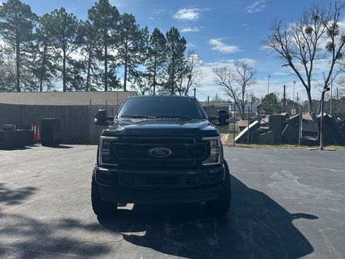 Used 2022 Ford F250 Lariat w/ Lariat Ultimate Package image 2